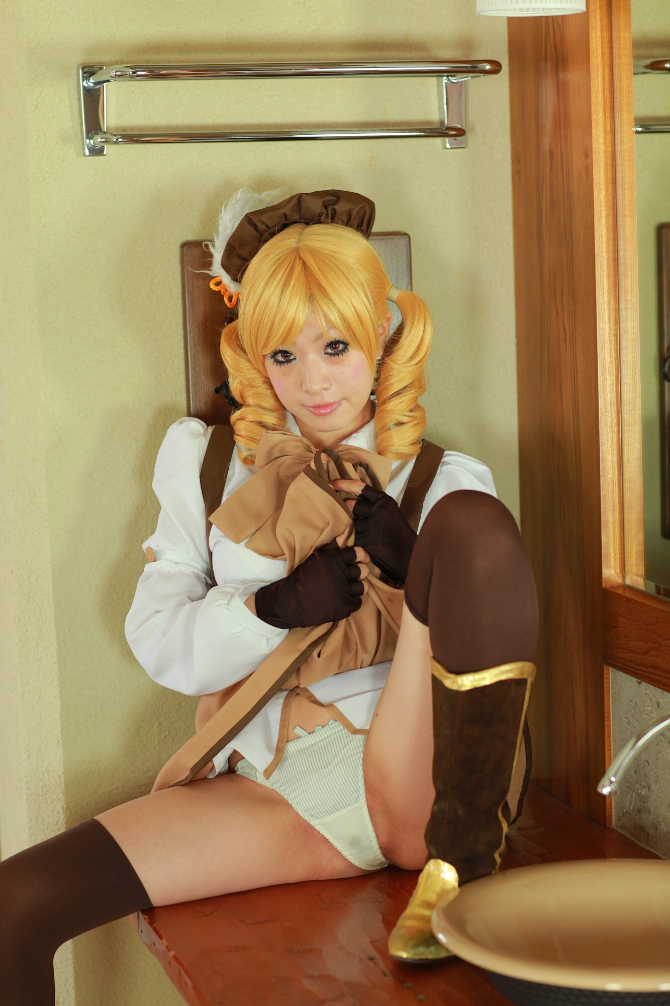 [Cosplay]  Mahou Shoujo Madoka Magika - New Mami Tomoe Hot Cosplay 1